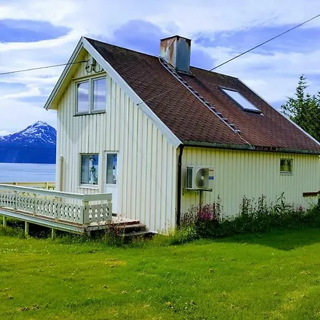 Lyngen Arctic View Дом отдыха Olderdalen